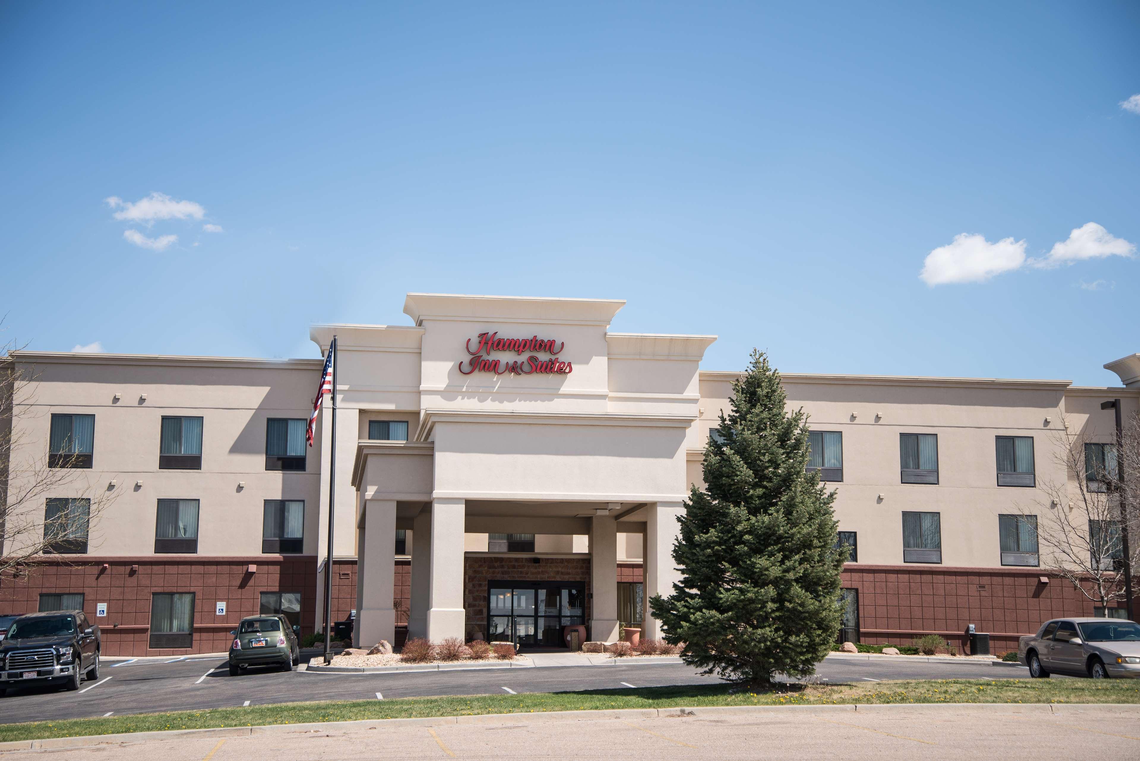 Hampton Inn & Suites Greeley Exterior photo